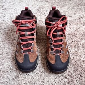 Women’s Reflex 4 Merrell Hiking Boots Waterproof NWOT